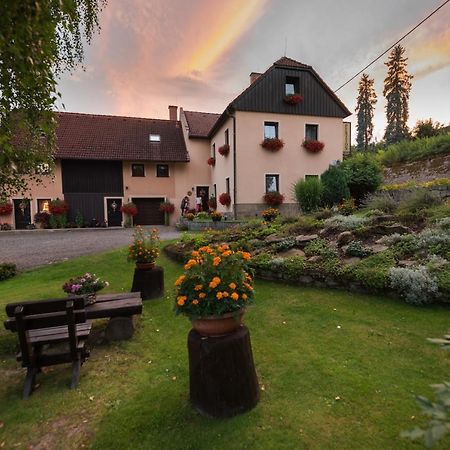 Apartmany Adrspach " U Kozaru " Teplice nad Metuji Bagian luar foto