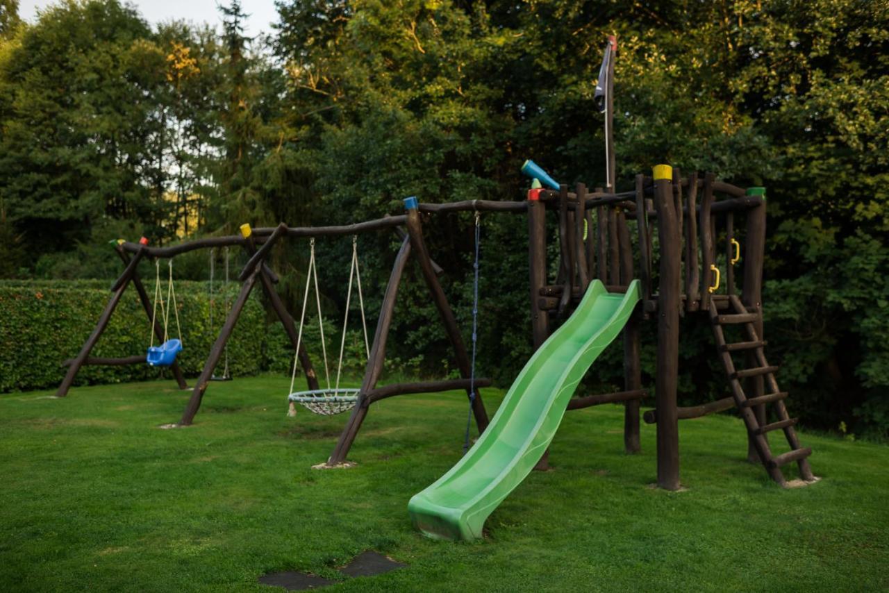 Apartmany Adrspach " U Kozaru " Teplice nad Metuji Bagian luar foto