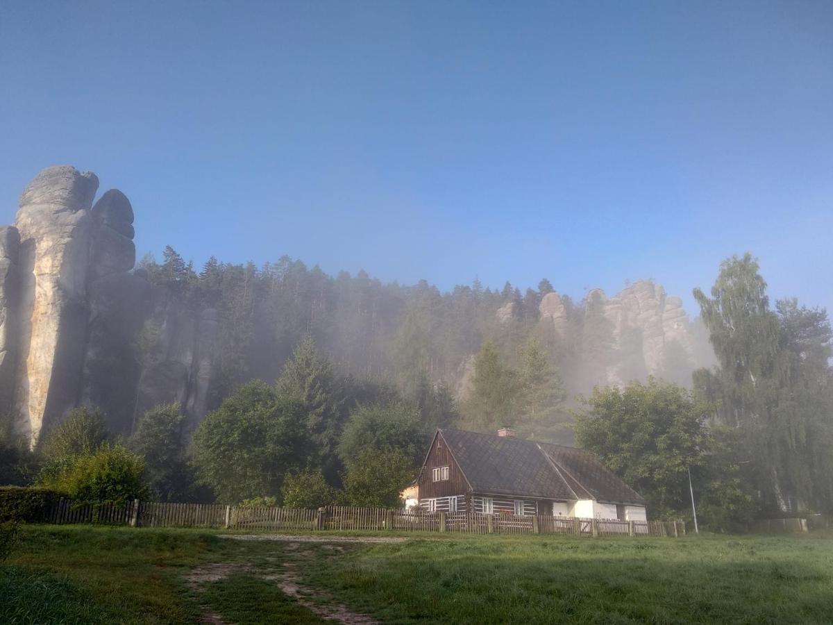 Apartmany Adrspach " U Kozaru " Teplice nad Metuji Bagian luar foto