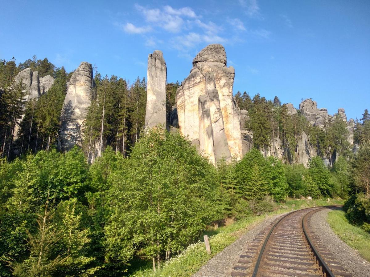 Apartmany Adrspach " U Kozaru " Teplice nad Metuji Bagian luar foto