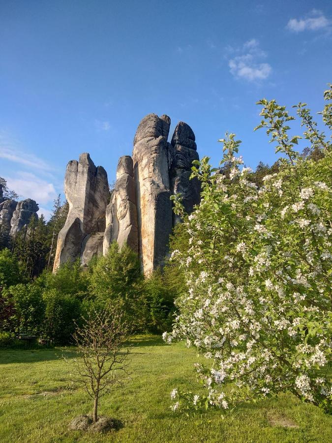 Apartmany Adrspach " U Kozaru " Teplice nad Metuji Bagian luar foto
